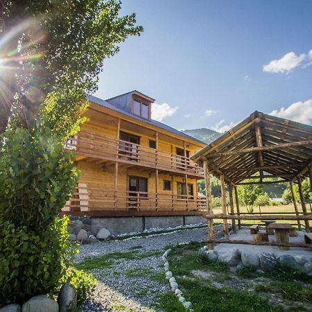 Guesthouse Gio Kashveti エクステリア 写真