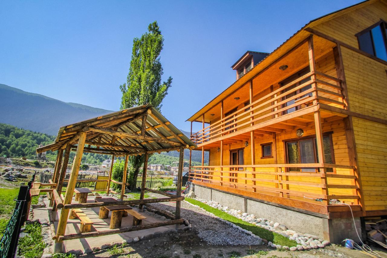 Guesthouse Gio Kashveti エクステリア 写真