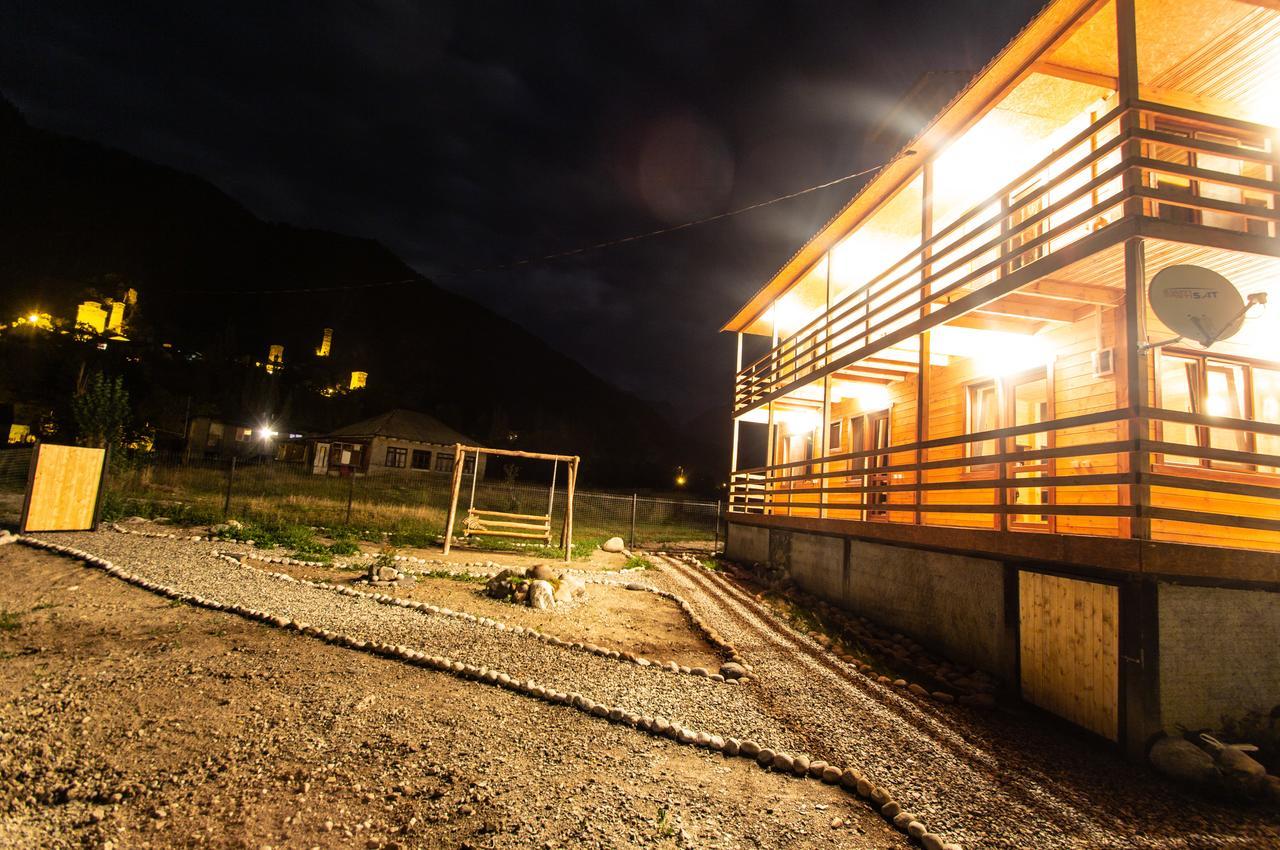 Guesthouse Gio Kashveti エクステリア 写真